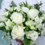 white_bouquet_10000