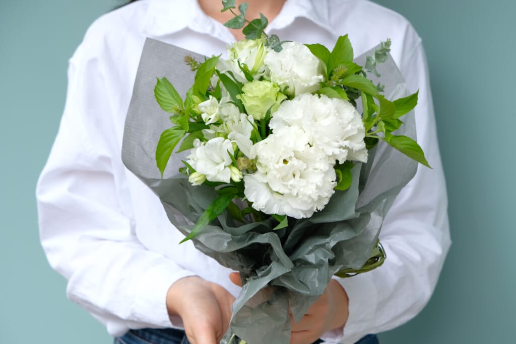 white_bouquet_3500